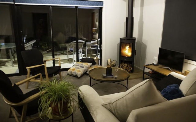 Night Sky Cottage – Guest Rooms – Waimarino