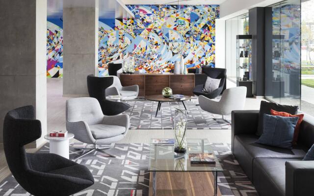 Le Méridien Chicago - Oakbrook Center