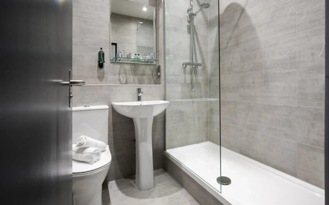 Coachman Hotel