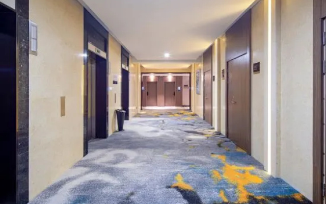 Yeste International Hotel (Guangxi Sports Center Wuxiang Headquarters Base) – Hotel Rooms – Nanning