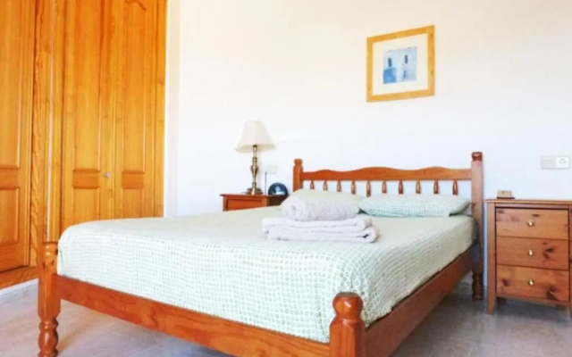 Villa Oasis 4bedroom villa with air-conditioning & large private swimming pool