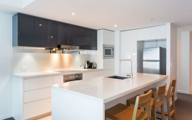 Holiday Holiday - H Residence Apartments