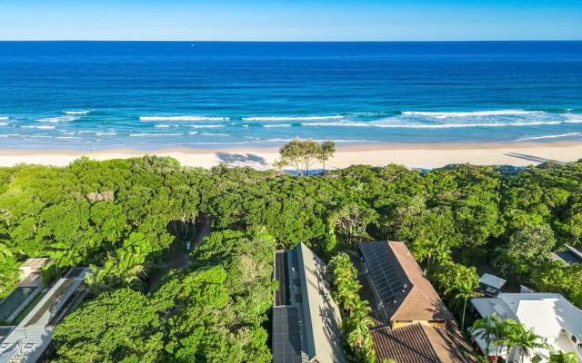 A SWEET ESCAPE - Ariel's