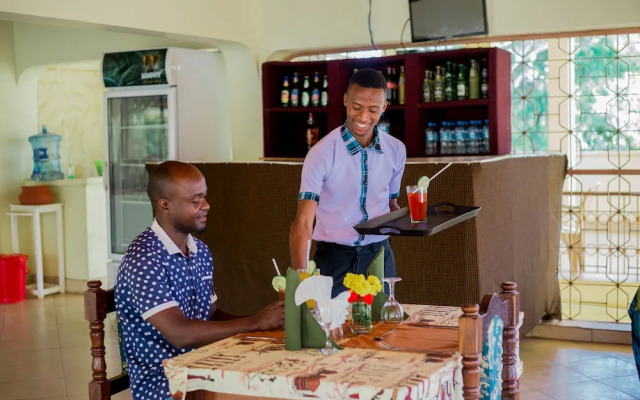 Kilimanjaro Summit Lodge