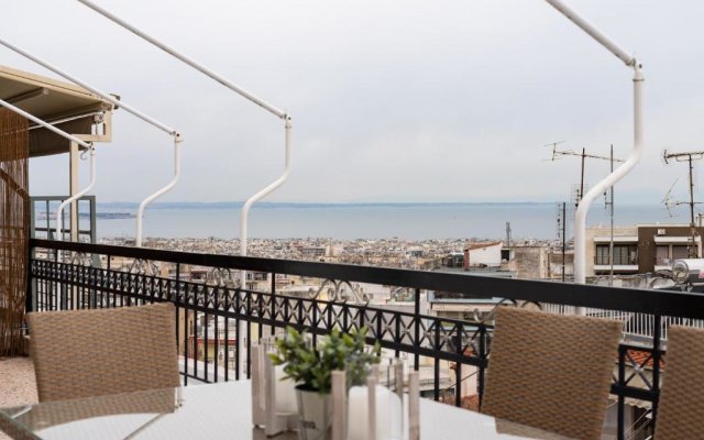 F & B Collection - Seaview 2 bedroom Penthouse