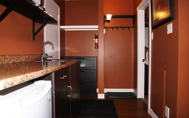 Stardust Inn and Chalets