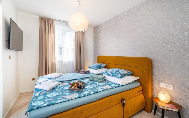 Amazing Apartment in Zadar With Sauna, Wifi and 2 Bedrooms