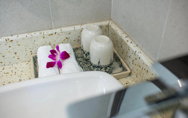 Hanoi Bonsella Hotel