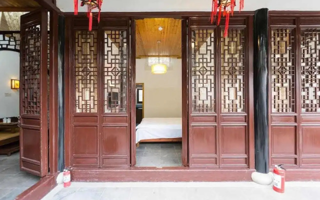 Tongli Three Bridge Villa