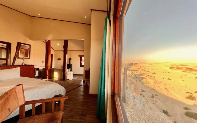 Desert Breeze Lodge