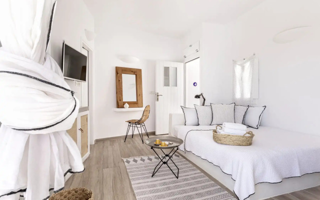 Casa Grande Santorini Vacation Houses