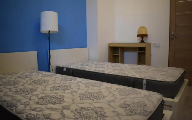 Sleep Studio Hostel