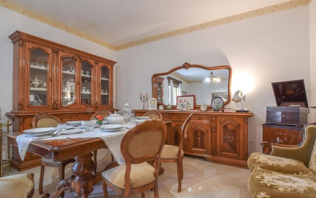 Nice Apartment in Collesano With Wifi and 3 Bedrooms