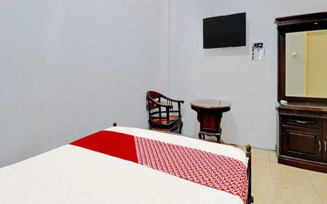 OYO 2452 Hotel Metro