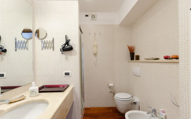 JOIVY Inviting Flat with Garden and Sea View in Rapallo