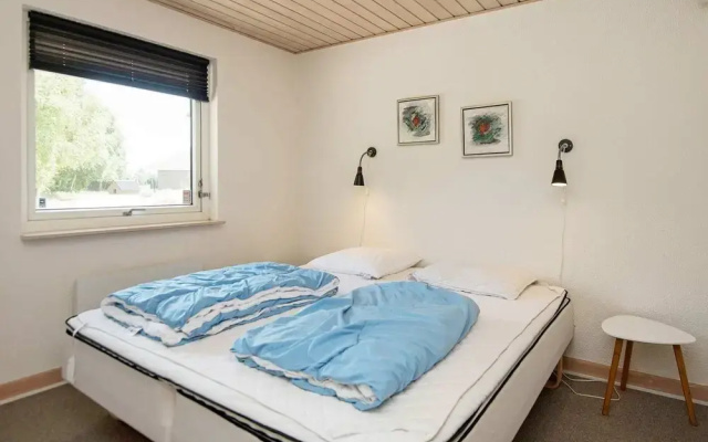 9 Person Holiday Home in Blavand