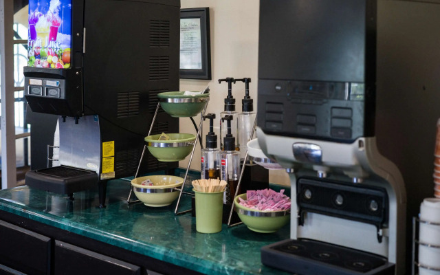 Quality Inn & Suites Camarillo - Oxnard