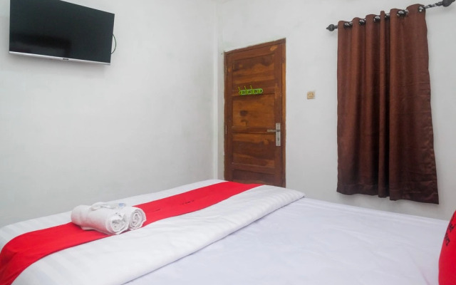 RedDoorz Syariah Near UMY Yogyakarta 2