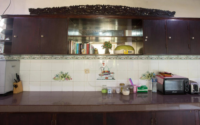 Blanjong Home Stay