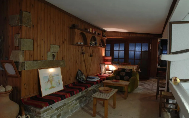 Magani Apartments & Maisonettes