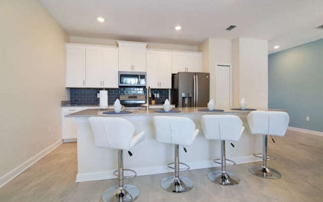 ChampionsGate 4BR 3BA Townhome