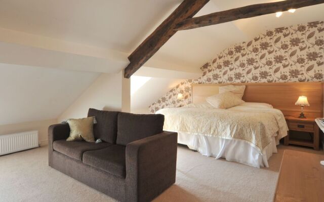 Priory Hotel
