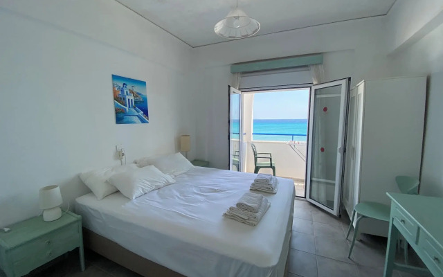 Annoula Studio & Apartments