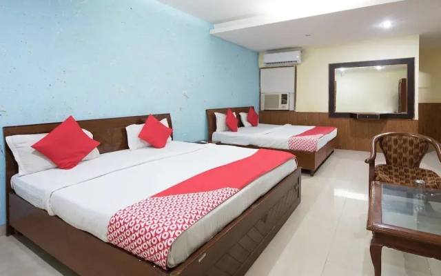 Hotel Hanuwant Palace