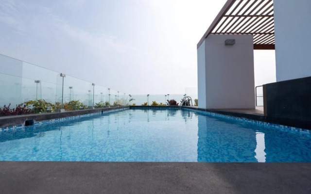 Classy 1 BR Barranco Apartment High Floor