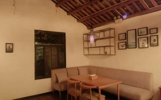 Hua Qian Zhu Homestay