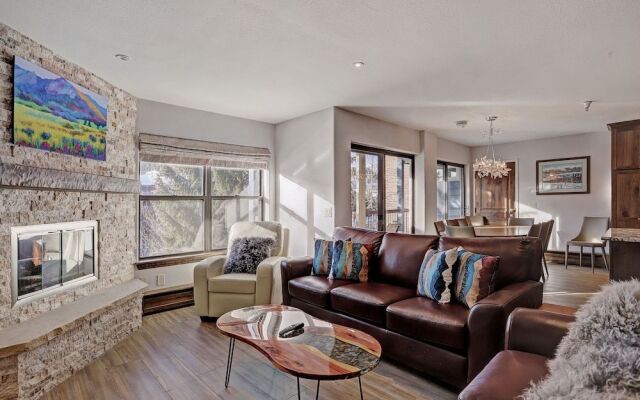 River Mnt Lodge W312 - 4 Br Condo