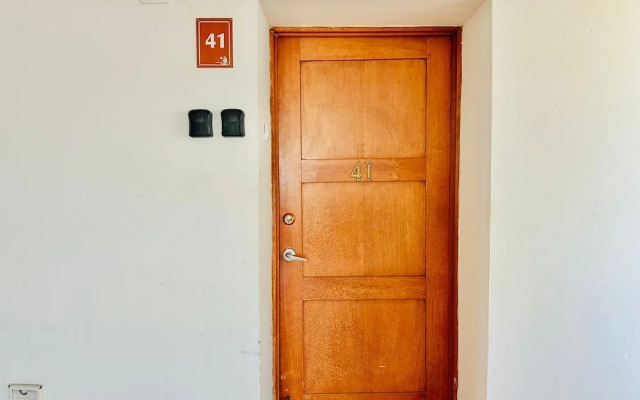 Costa Veleros Apartments