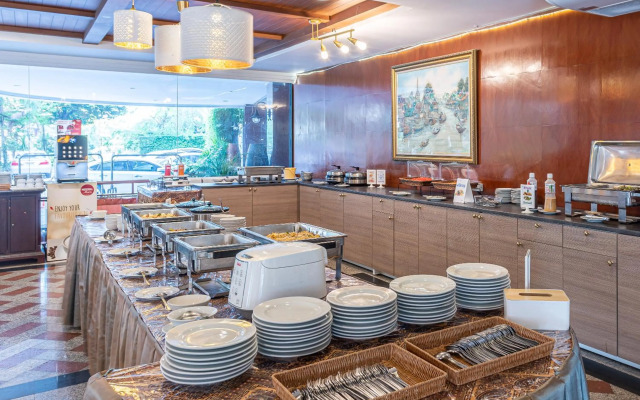Nonthaburi Palace Hotel