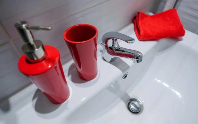 PARKING, AC, WIFI FLAT NEXT TO ANDRASSY Ave