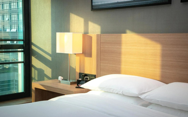 Hyatt Place Shenzhen Airport