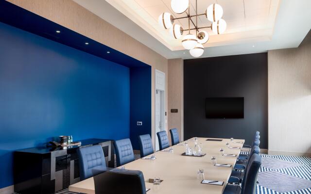 Hotel Indigo Los Angeles Downtown by IHG