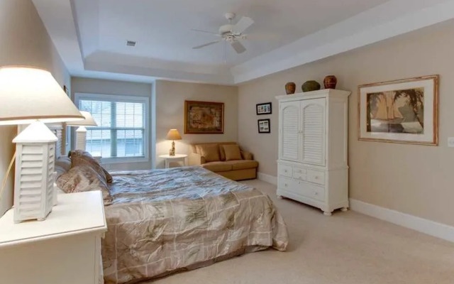 Sandhill Crane 03 by RedAwning