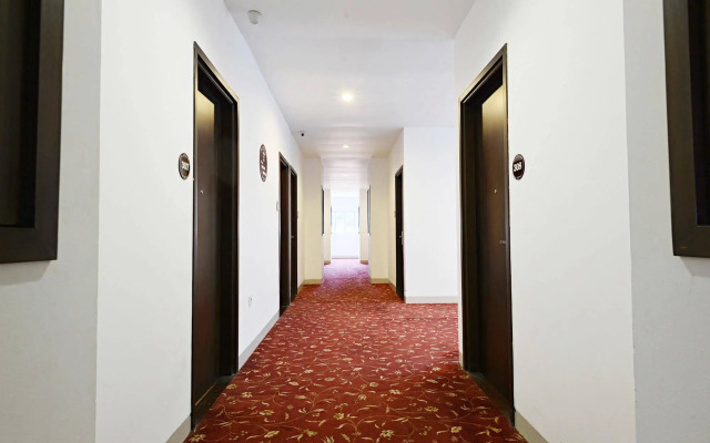 ZEN Rooms Sukaresmi Karang Setra