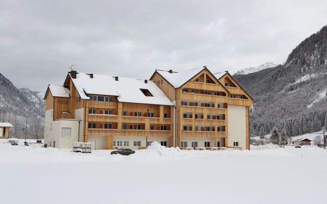 Spacious Apartment in Gosau near Ski Area