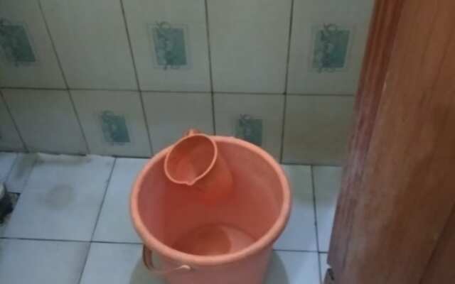 Iroomz Sai Relax Resiodency