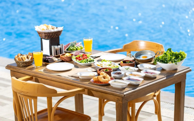 Cinarli Kasri Hotel