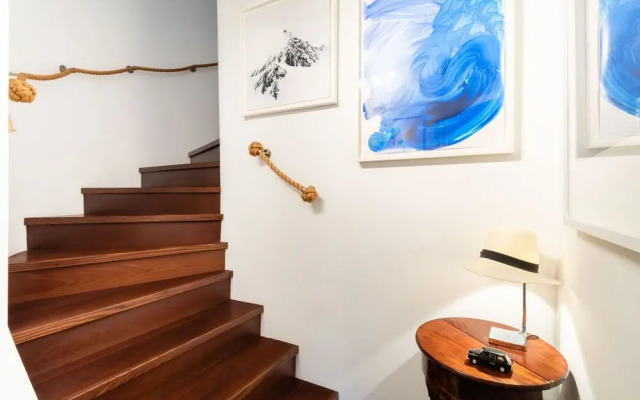 Immaculate Hammersmith Home By The River Thames
