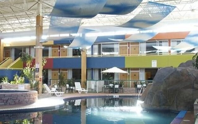 Boulder Outlook Hotel And Suites