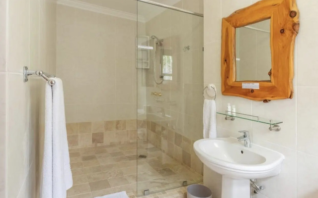 Bantry Beach Luxury Suites