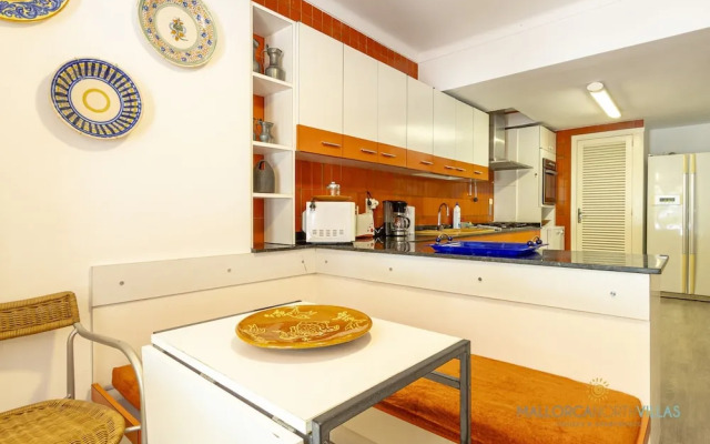 Apartment in Port de Pollenca by the Beach