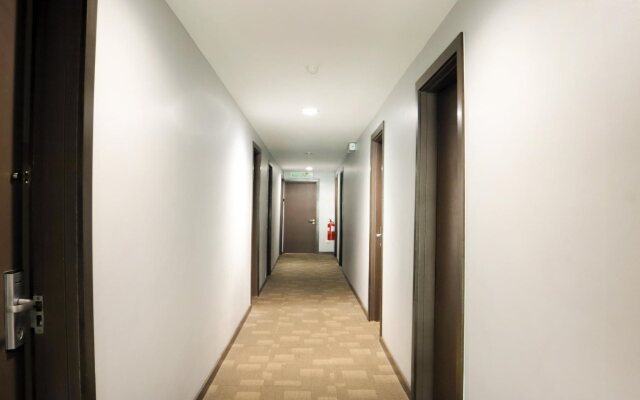 OYO 232 The Suraya Hotel