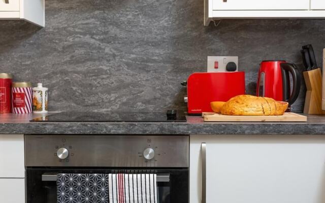 Polwarth Gardens Edinburgh Apartment