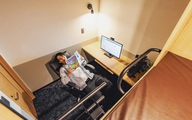 Oyo 462 Ark Blue Hotel