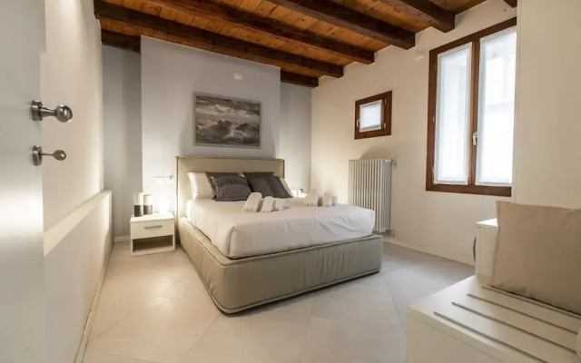 Venetian Exclusive Apartment R&R