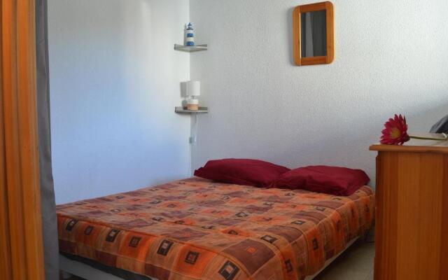 Appartement Le Grau-du-Roi, 2 pièces, 4 personnes - FR-1-250-108